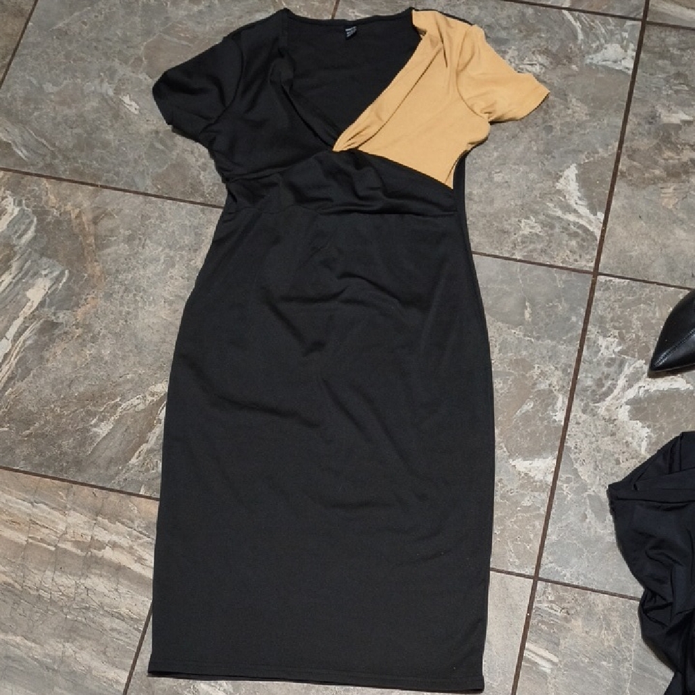 SHEIN Black and Gold Asymmetrical Dress